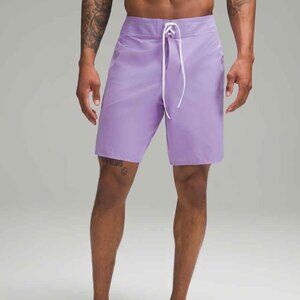 LIKE NEW LULULEMON CURRENT STATE MEN'S BOARD SHORTS SIZE 31